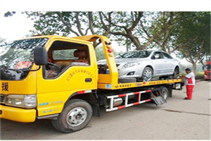 厦门附近24小时汽车拖车服务热线