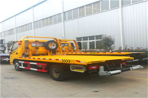 厦门附近拖车救援搭电