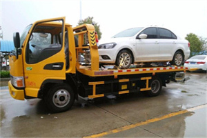 厦门附近拖车救援24小时服务热线